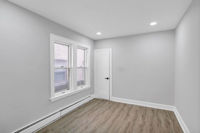 2417 N 76th Avenue, Elmwood Park, IL 60707