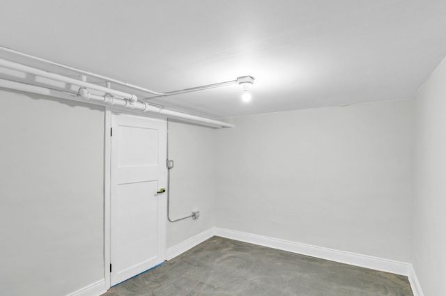 2417 N 76th Avenue, Elmwood Park, IL 60707