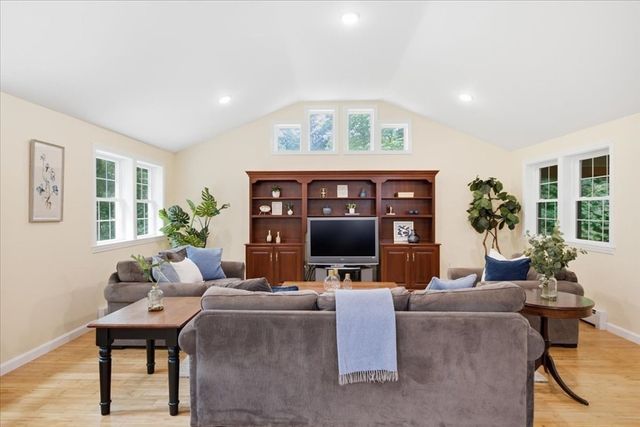 92 Lovering Street, Medway, MA 02053
