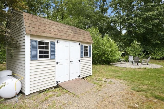 92 Lovering Street, Medway, MA 02053