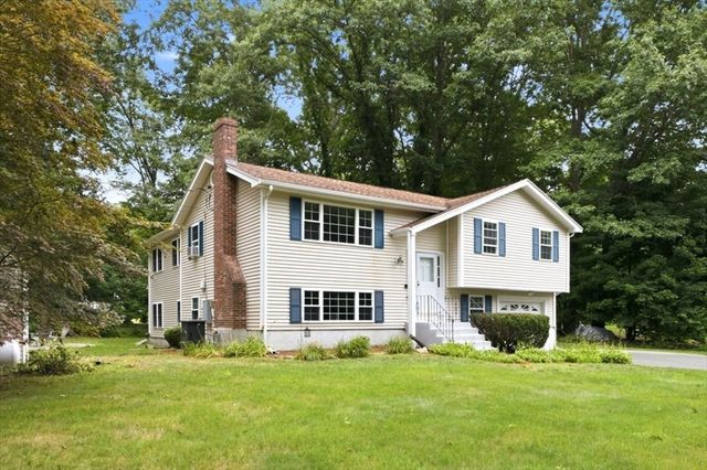 92 Lovering Street, Medway, MA 02053