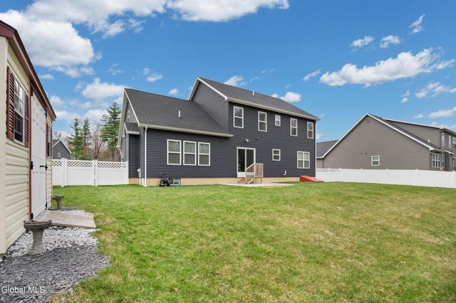 112 Diamond Place, Rotterdam, NY 12306