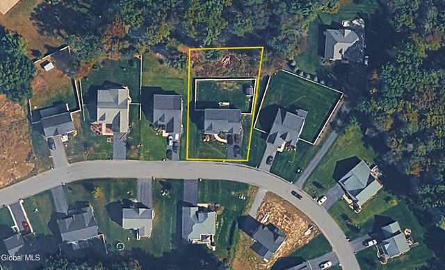 112 Diamond Place, Rotterdam, NY 12306