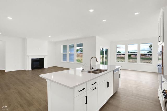 5062 Foxley Park Lane, Avon, IN 46123