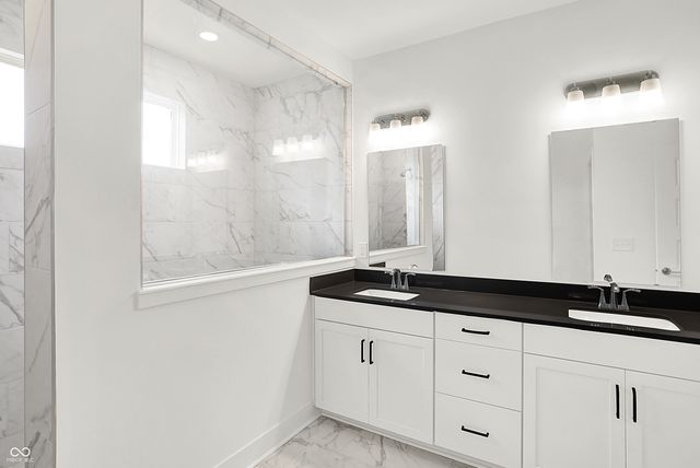 5062 Foxley Park Lane, Avon, IN 46123