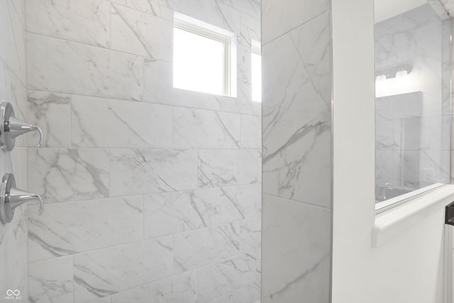 5062 Foxley Park Lane, Avon, IN 46123