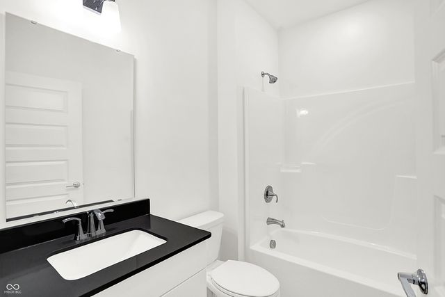 5062 Foxley Park Lane, Avon, IN 46123