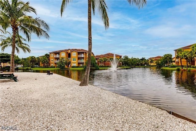 15590 Ocean Walk CIR 313, Fort Myers, FL 33908