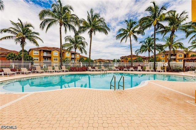 15590 Ocean Walk CIR 313, Fort Myers, FL 33908