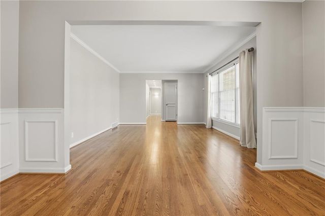 6909 W 98th Terrace, Overland Park, KS 66212