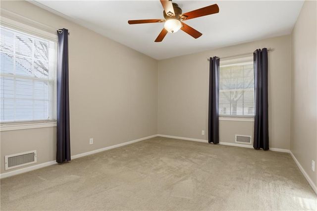 6909 W 98th Terrace, Overland Park, KS 66212