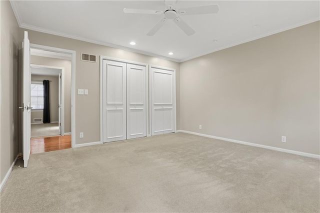 6909 W 98th Terrace, Overland Park, KS 66212