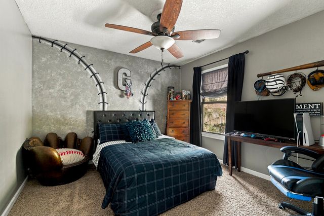 4495 34th Street Court, Bettendorf, IA 52722