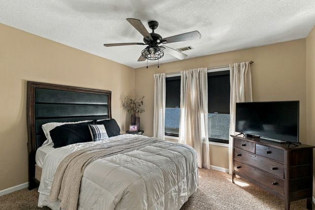 4495 34th Street Court, Bettendorf, IA 52722