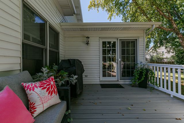 4495 34th Street Court, Bettendorf, IA 52722
