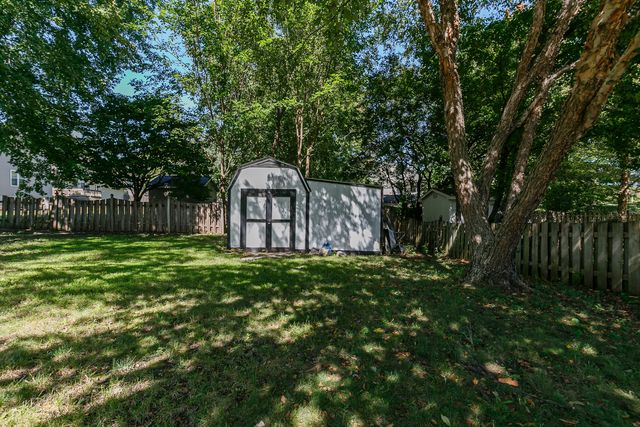4495 34th Street Court, Bettendorf, IA 52722