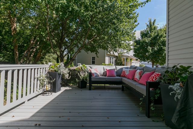 4495 34th Street Court, Bettendorf, IA 52722