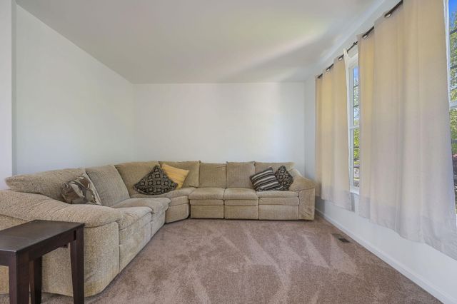 16 PALMER DR, Middletown, DE 19709