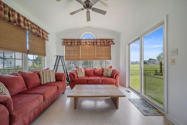 16 PALMER DR, Middletown, DE 19709