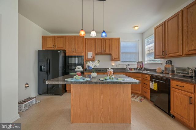 16 PALMER DR, Middletown, DE 19709