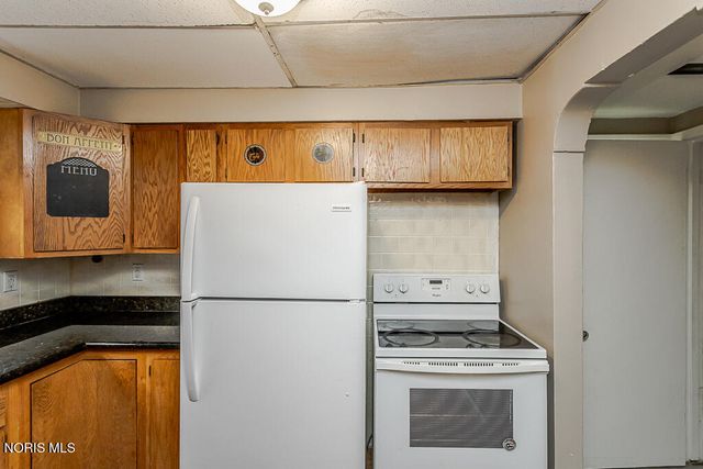 2021 Wyndhurst Road, Toledo, OH 43607
