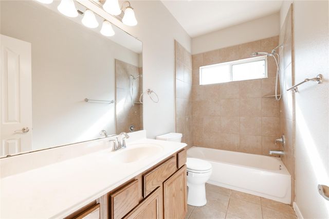 1004 Summer Wood Boulevard, Conroe, TX 77303