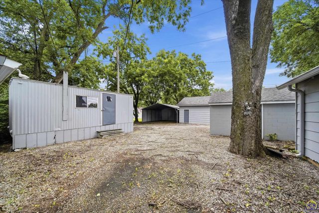 3505 NW Topeka BLVD, Topeka, KS 66617