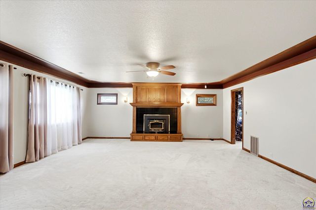 3505 NW Topeka BLVD, Topeka, KS 66617