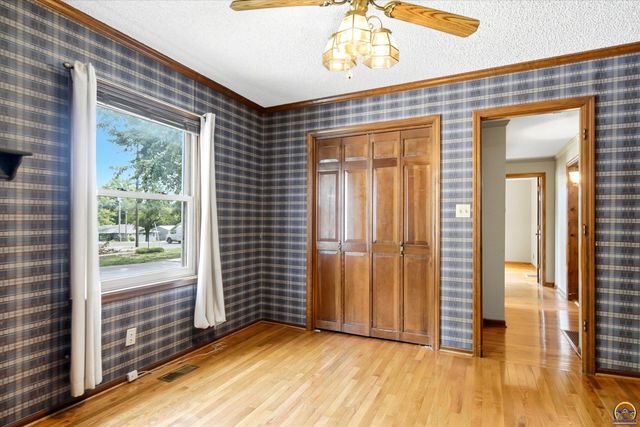 3505 NW Topeka BLVD, Topeka, KS 66617
