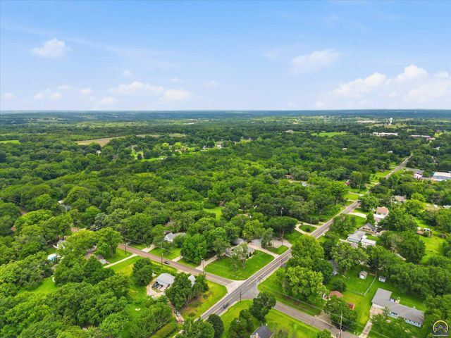 3505 NW Topeka BLVD, Topeka, KS 66617