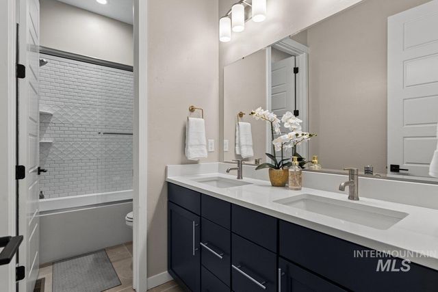 18207 N Begonia Way, Nampa, ID 83687