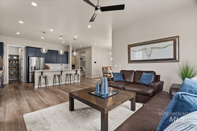 18207 N Begonia Way, Nampa, ID 83687