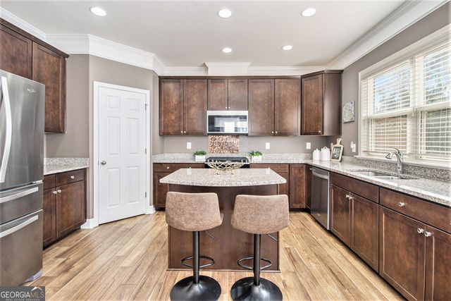 814 Bexley Park Way, Mableton, GA 30126