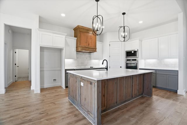 450 Red Bird Drive, Springtown, TX 76082