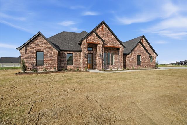 450 Red Bird Drive, Springtown, TX 76082