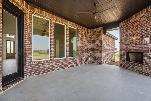 450 Red Bird Drive, Springtown, TX 76082
