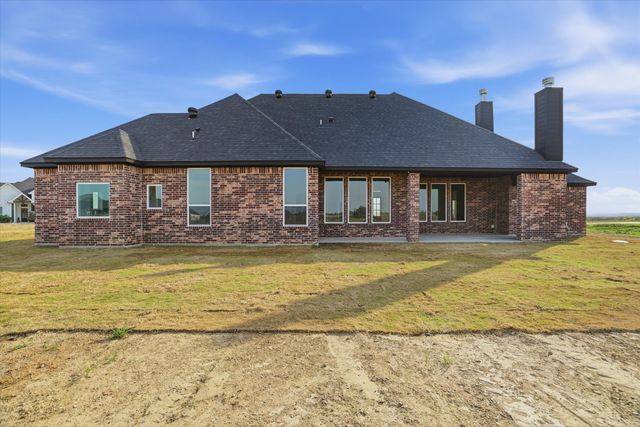 450 Red Bird Drive, Springtown, TX 76082