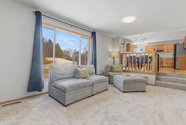 9200 Lakeside Trail, Champlin, MN 55316