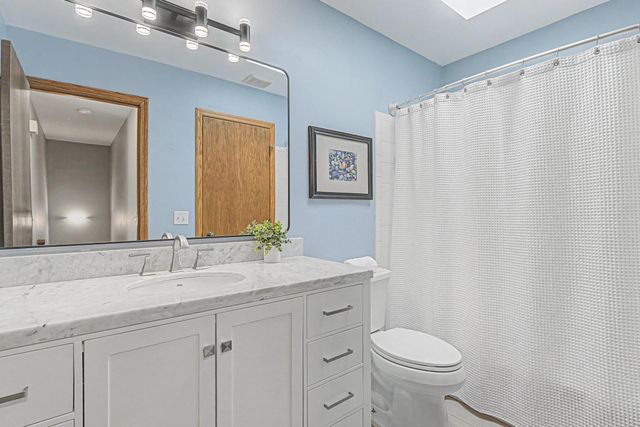 9200 Lakeside Trail, Champlin, MN 55316