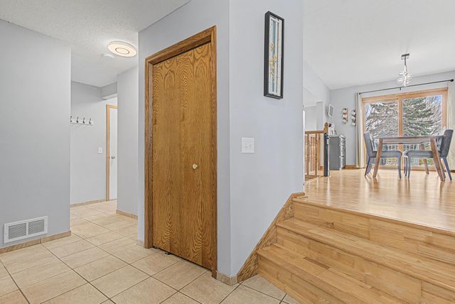 9200 Lakeside Trail, Champlin, MN 55316