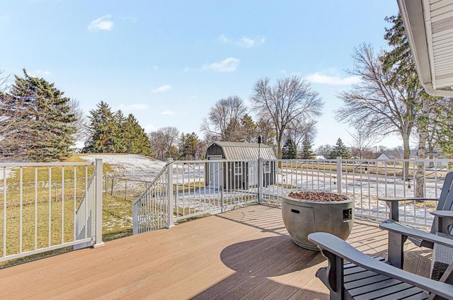 9200 Lakeside Trail, Champlin, MN 55316