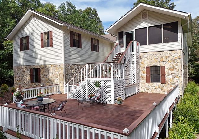409 Johnson Mill Road, Ellijay, GA 30536