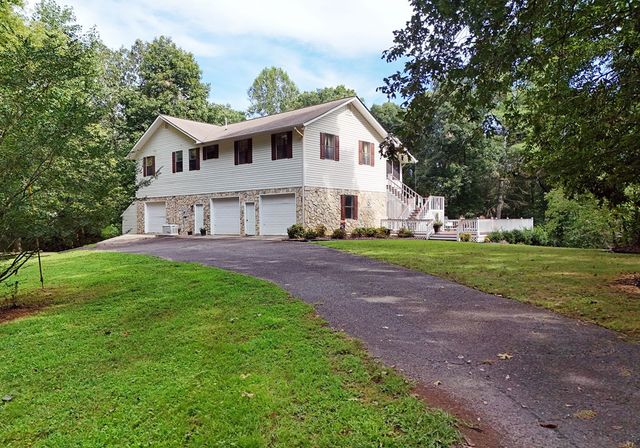 409 Johnson Mill Road, Ellijay, GA 30536