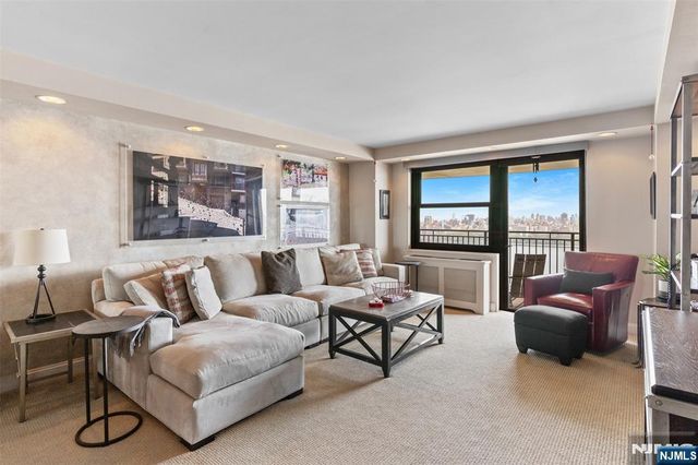 7855 Boulevard East 19G, North Bergen, NJ 07047