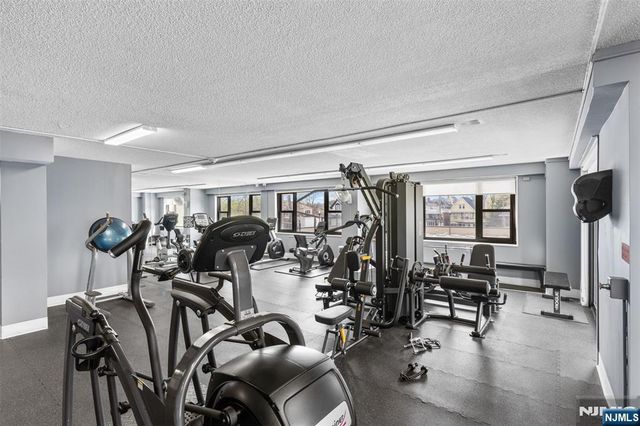 7855 Boulevard East 19G, North Bergen, NJ 07047