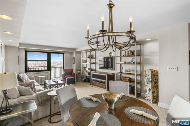 7855 Boulevard East 19G, North Bergen, NJ 07047