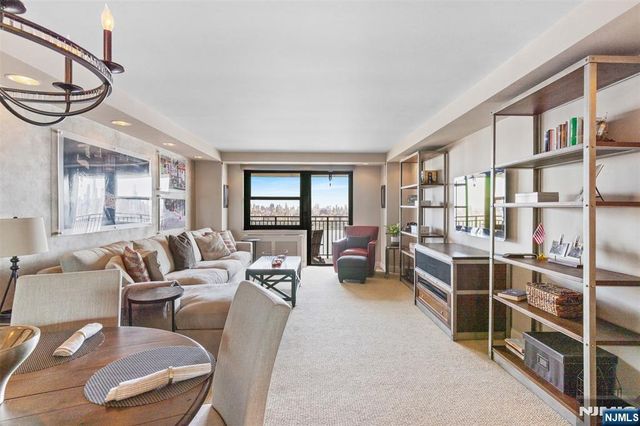 7855 Boulevard East 19G, North Bergen, NJ 07047