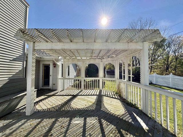 2780 S Hart Road, Beloit, WI 53511