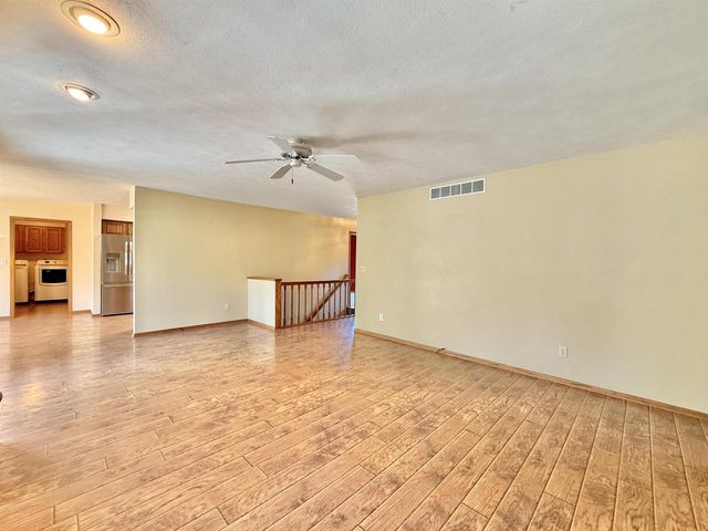 2780 S Hart Road, Beloit, WI 53511