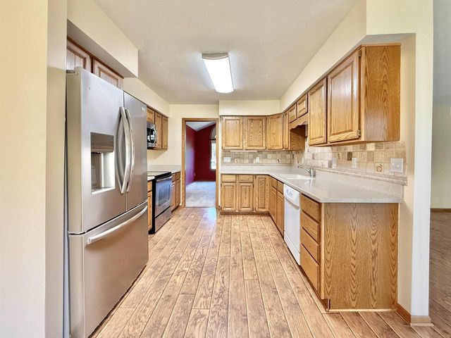 2780 S Hart Road, Beloit, WI 53511